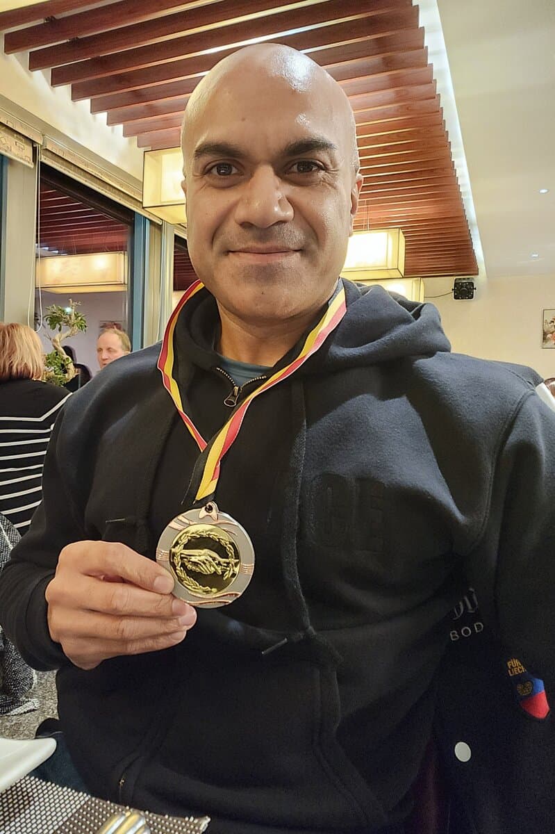 Bench Press Belgium โ medal